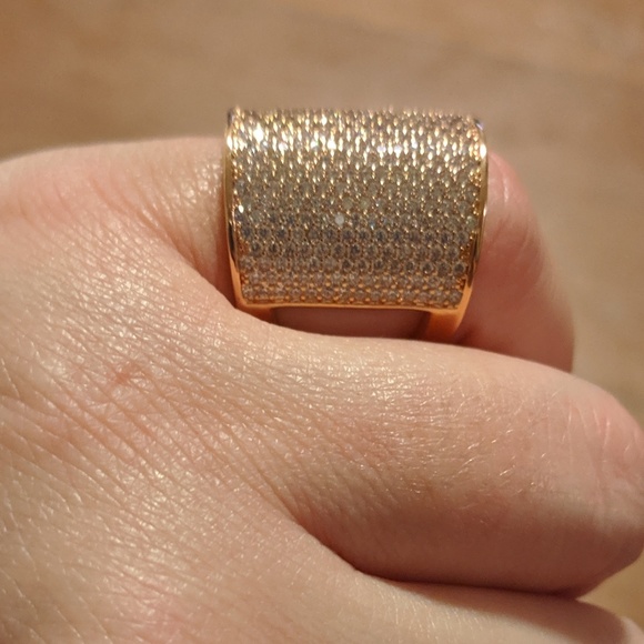henri bendel Jewelry - Henri Bendel Elements Pave Bold Ring henri bendel Jewelry - Henri Bendel Elements Pave Bold Ring